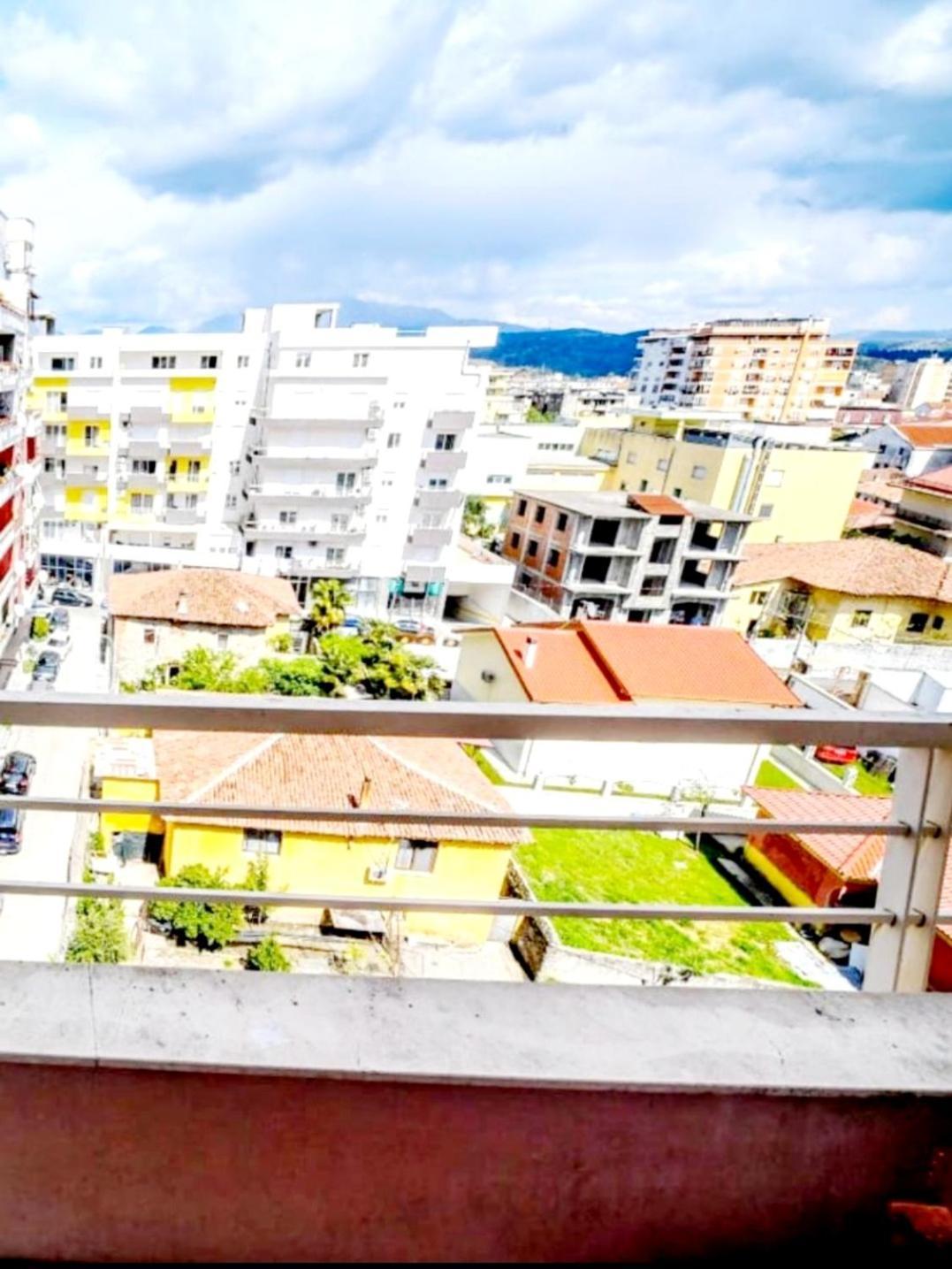 Happy Stories' Apartment In City Centre Shkodër 객실 사진